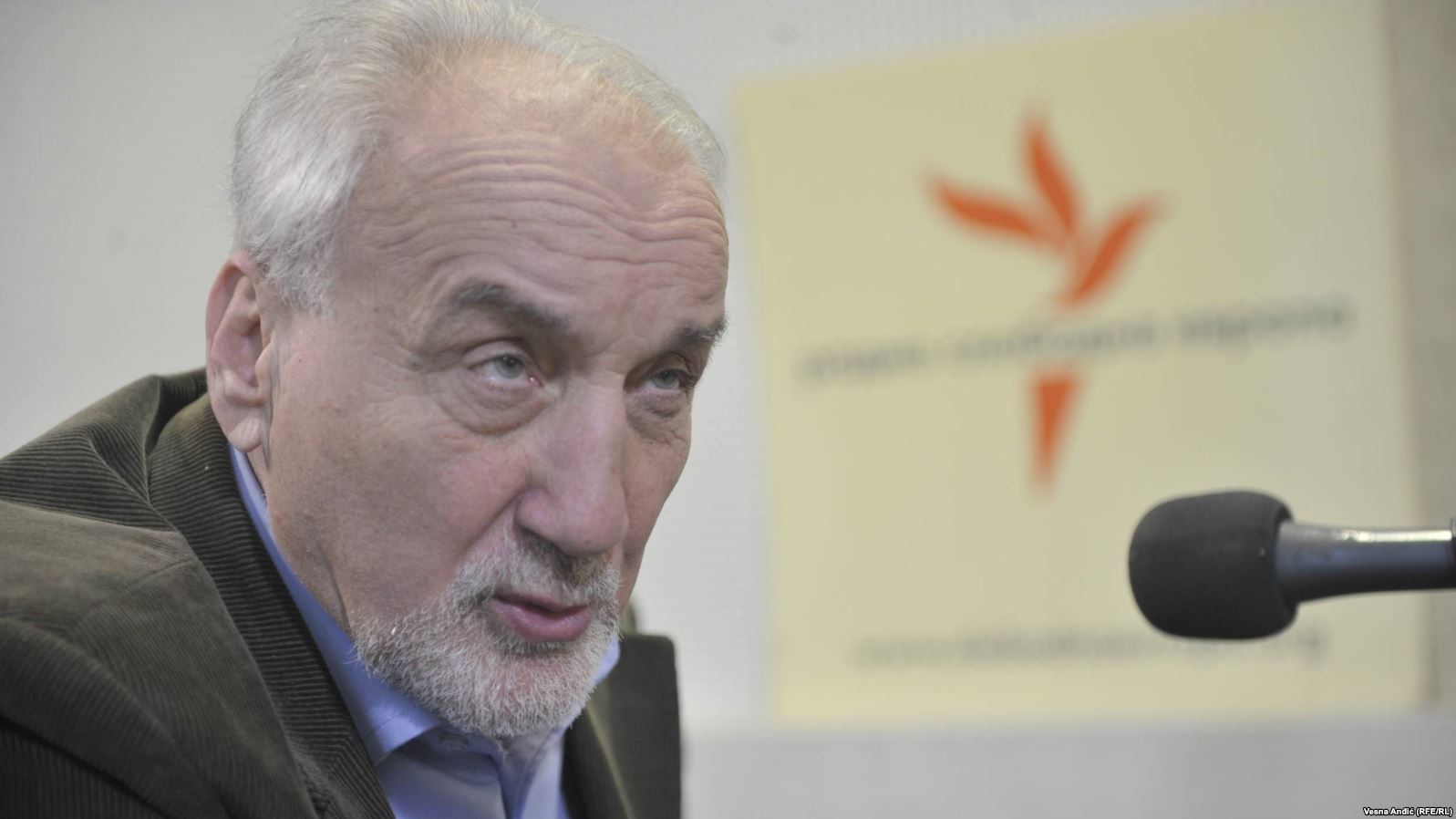 F8054EA7-B397-42B4-81FE-C8CC67D5CEBB_w1597_n_r1_s (1)