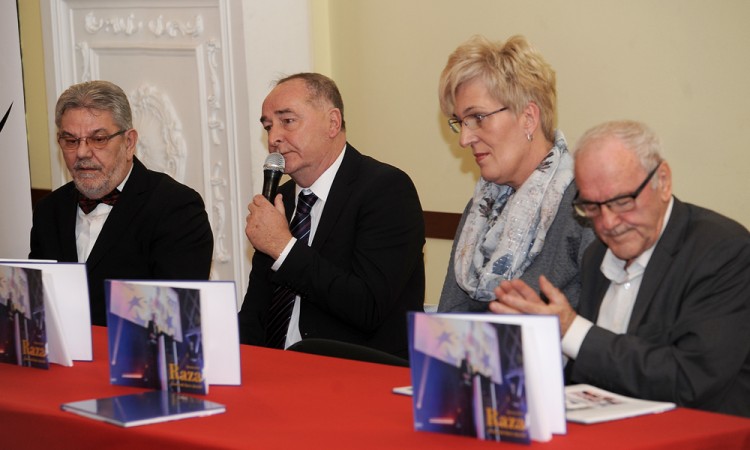 fena_promocija_raza_mujanovic