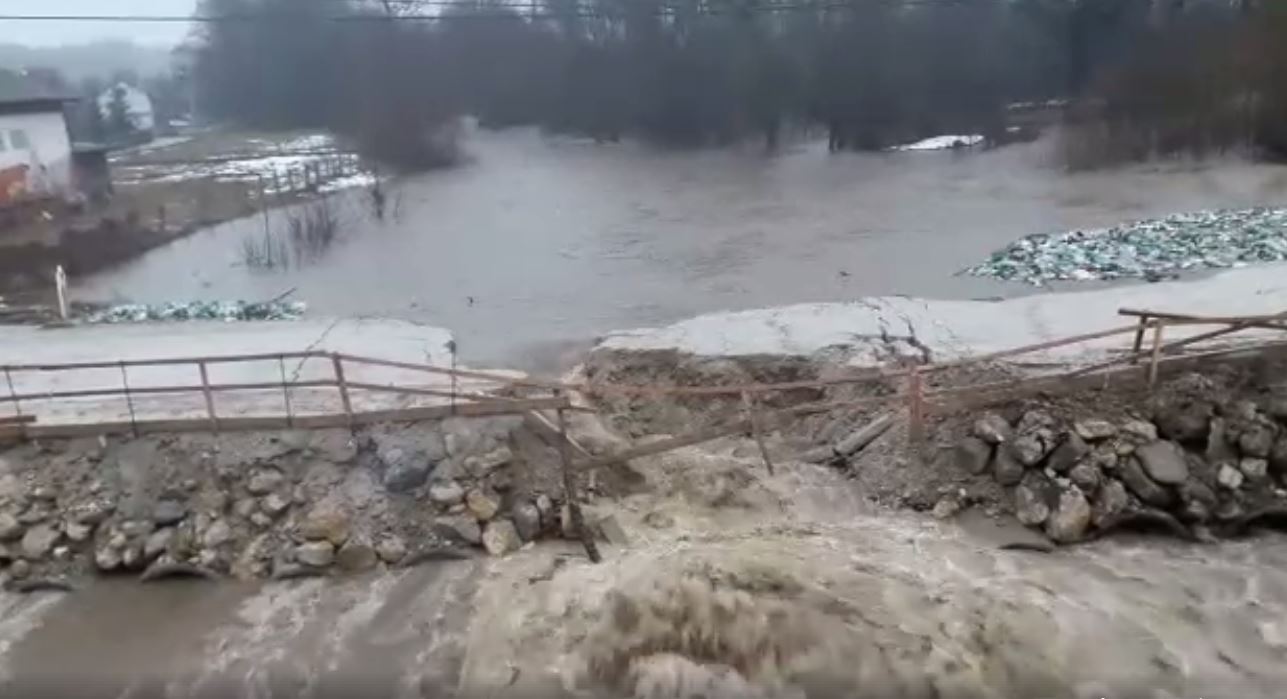 ffffffffffffffffffffffff