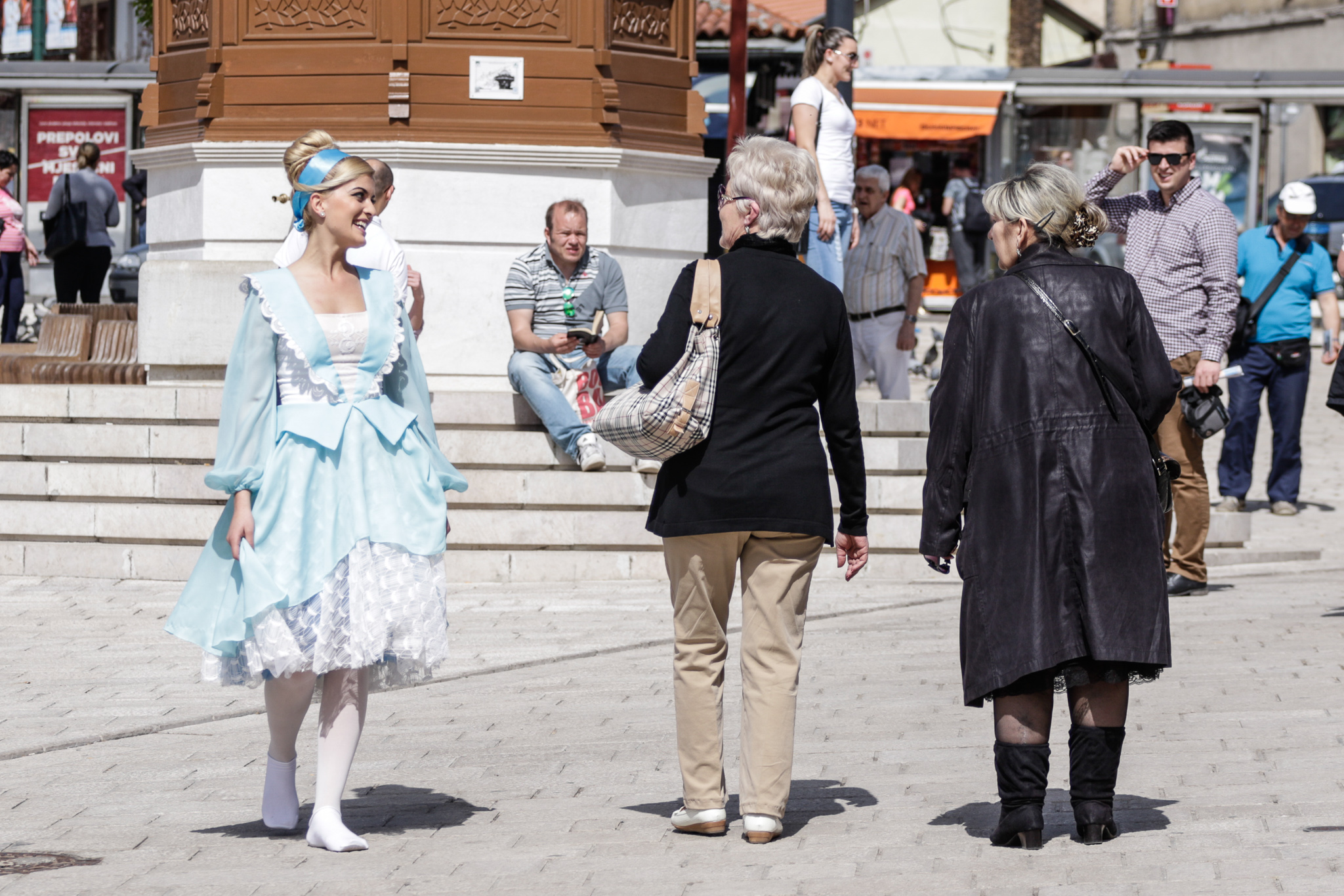 Otkriveno zbog čega su građani Sarajeva hodali bosi