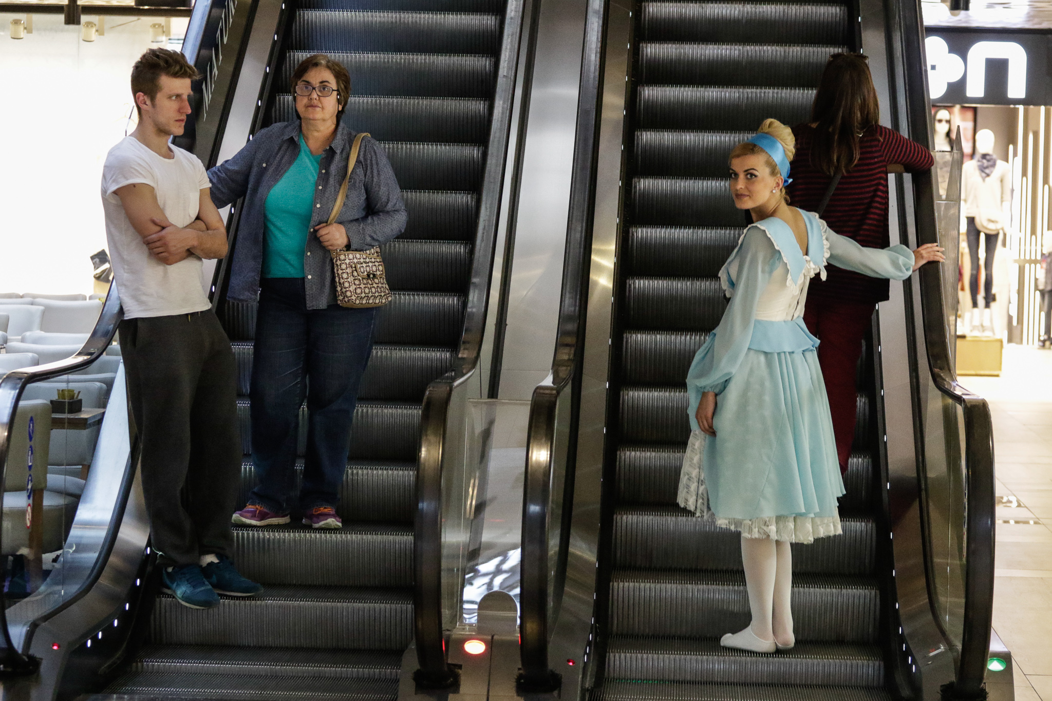 Otkriveno zbog čega su građani Sarajeva hodali bosi