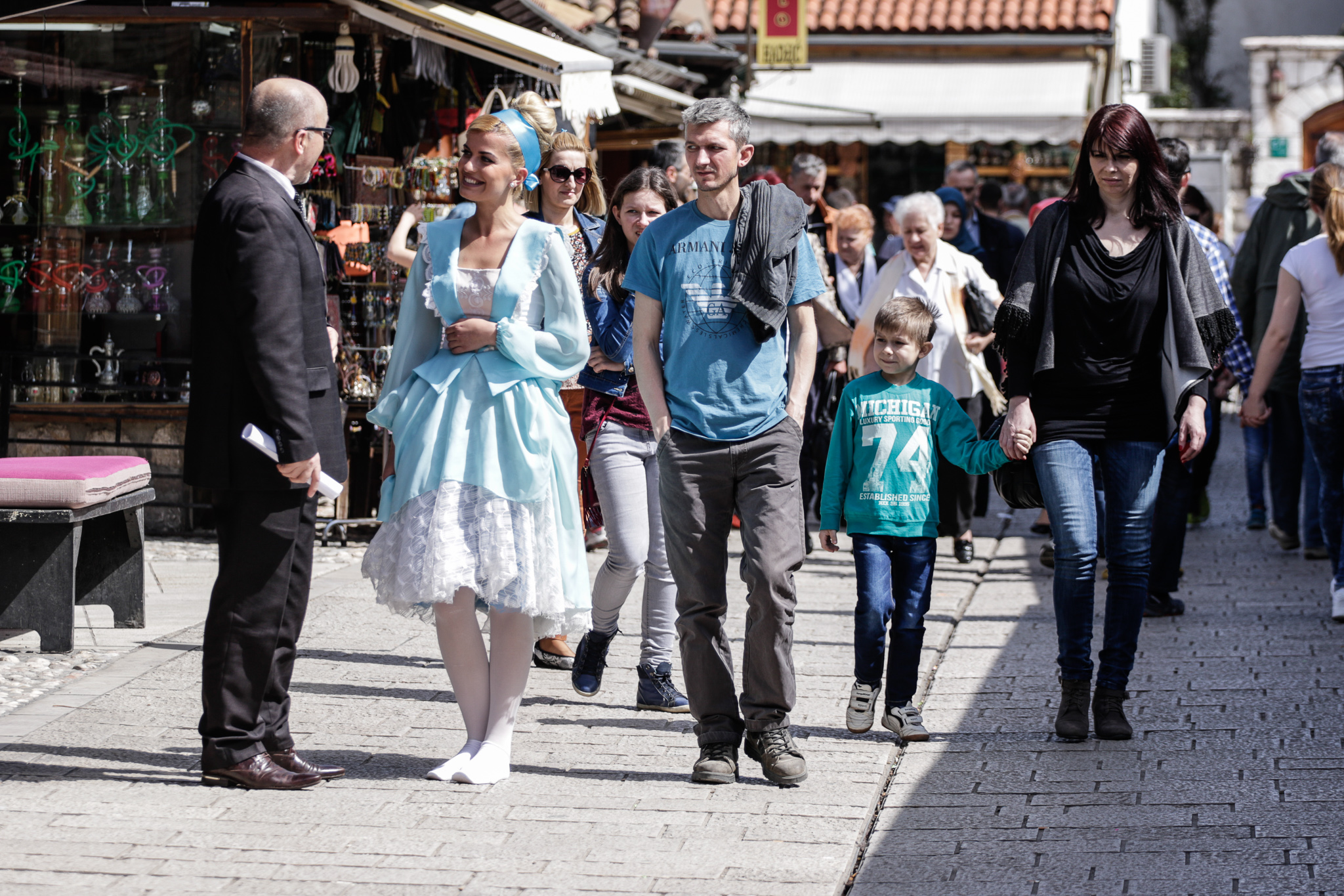 Otkriveno zbog čega su građani Sarajeva hodali bosi