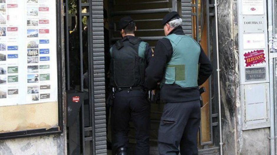 francuska policija racija