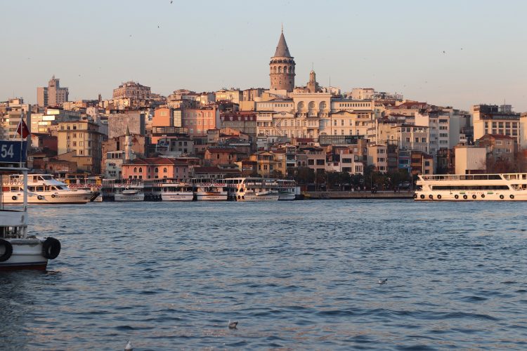galata-4043037_1920-750x500