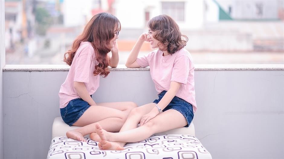 girl-1733357_960_720