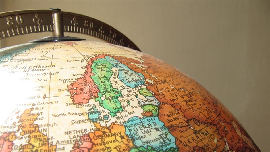globe-940369_1920