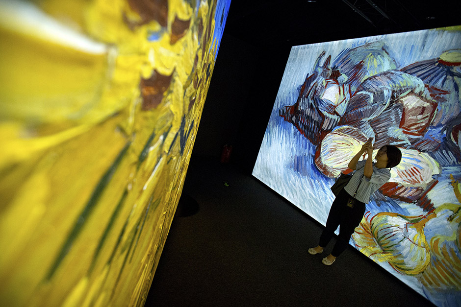 Tanjug/AP/Mark Schiefelbein