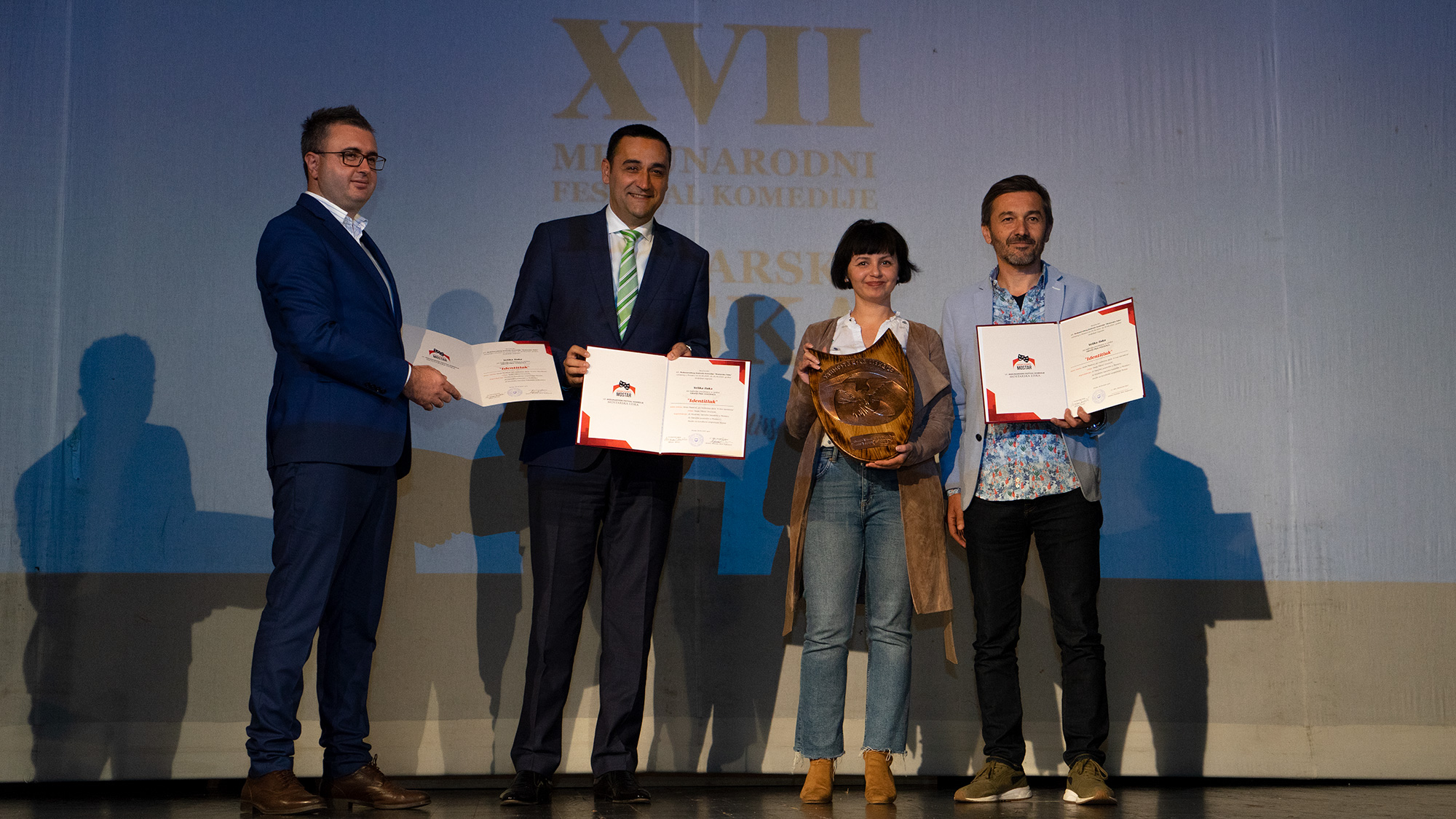 Grand prix festivala - Identitluk