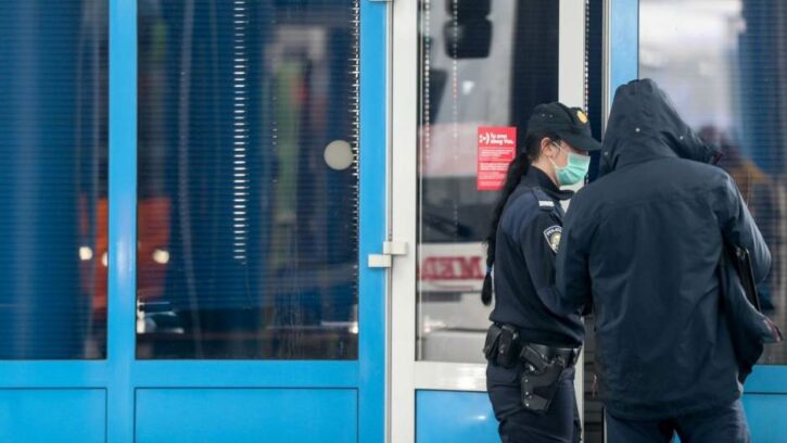 hrvatska granica-korona-208482-725x408