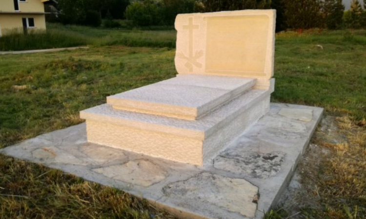 Grobnica za posmrtne ostatke fratara