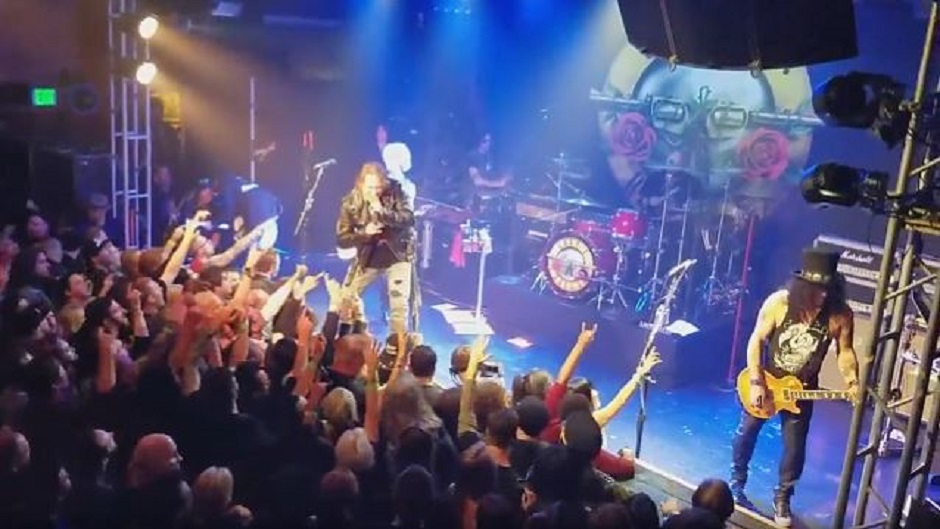 gunsnrosestroubwelcome_638