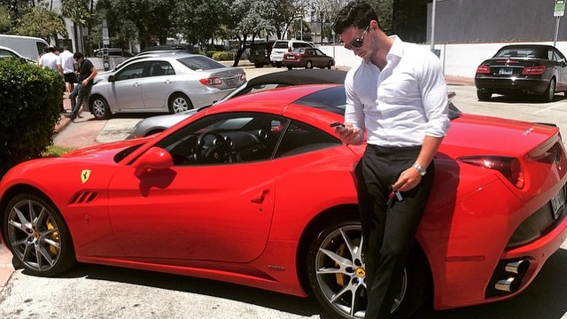 hot-doctor-husky-mike-5