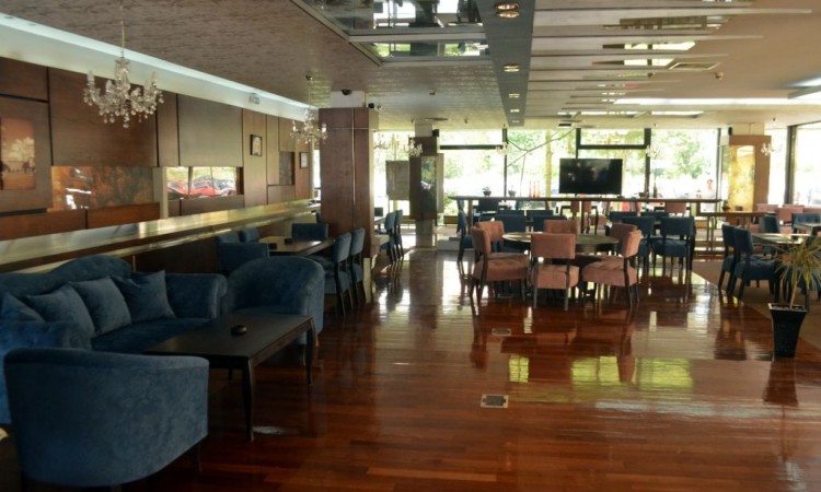 hotel_holiday_16