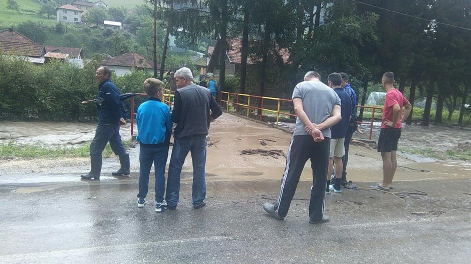 image-0-02-01-153644577381e38a7d6575f28b0ef23a68e8294d503f80d225af77eef21b9c26-V