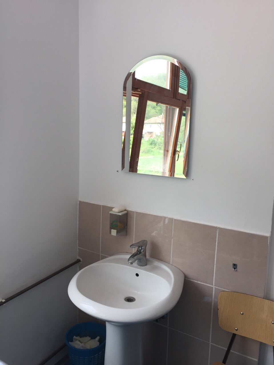 image-0-02-04-a7bb3977de6cb2481bb6c19643d124a7ae56d46573c904e60377548ef612e907-V