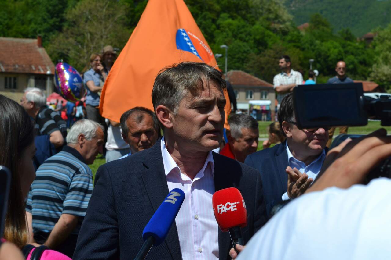 image-0-02-05-dfdc285581fa56181262cd5d7ed2e56715a7642d0b07b4a33f5f07ab0ec04845-V