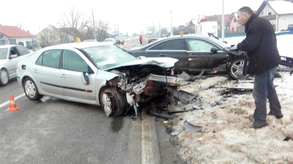 image-32fb0af746c47aa51bbf75dfd8be8583ce10cb8d383207cdbc9dee980bae3086-V