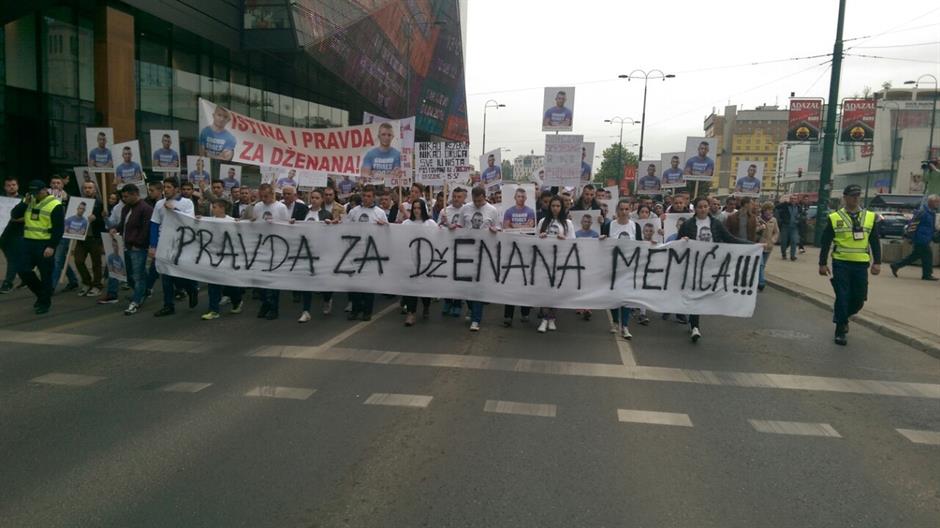 image-8dee883b1724da6d238d9ea0c1247a0ec4edc5d21cc087563b6460f01673dc2d-V