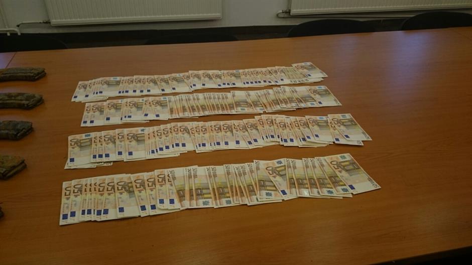 image-98a46dcf9b8619ff6cdc26cd6a2054db742797bcc67454cfc958b21692a3801c-V