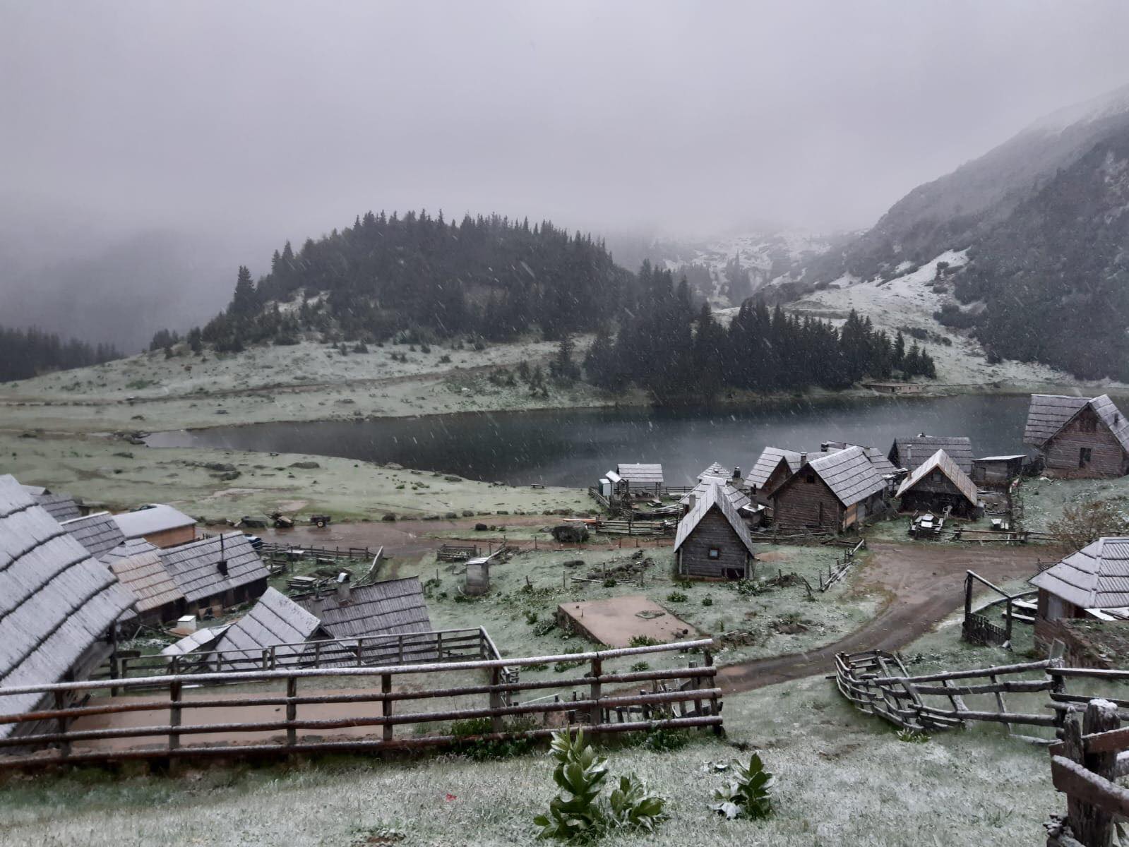 IMG-522809f3e7ec7d354a4d640a00a266be-V