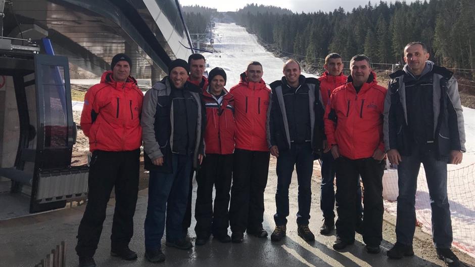 IMG-53b7cda85fb6e88aa7fa8b736fd956a2-V