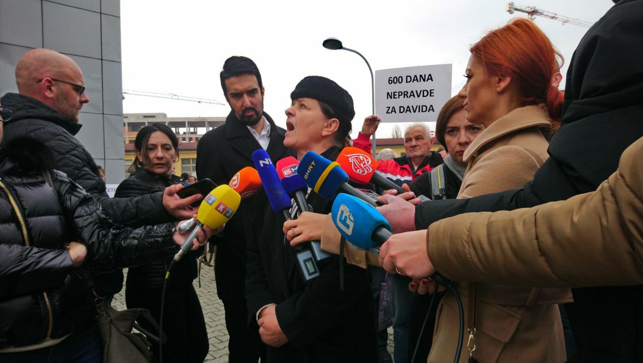 IMG-75bddf9ede0e87b4f99588dd862c67ef-V