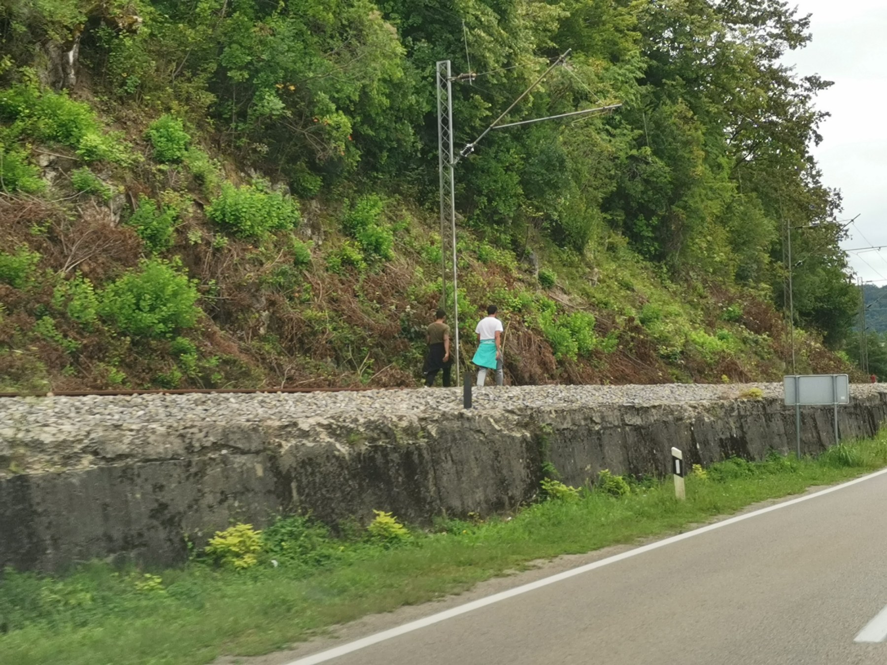 IMG-868683b36af1f7dd851c0fdddce02415-V