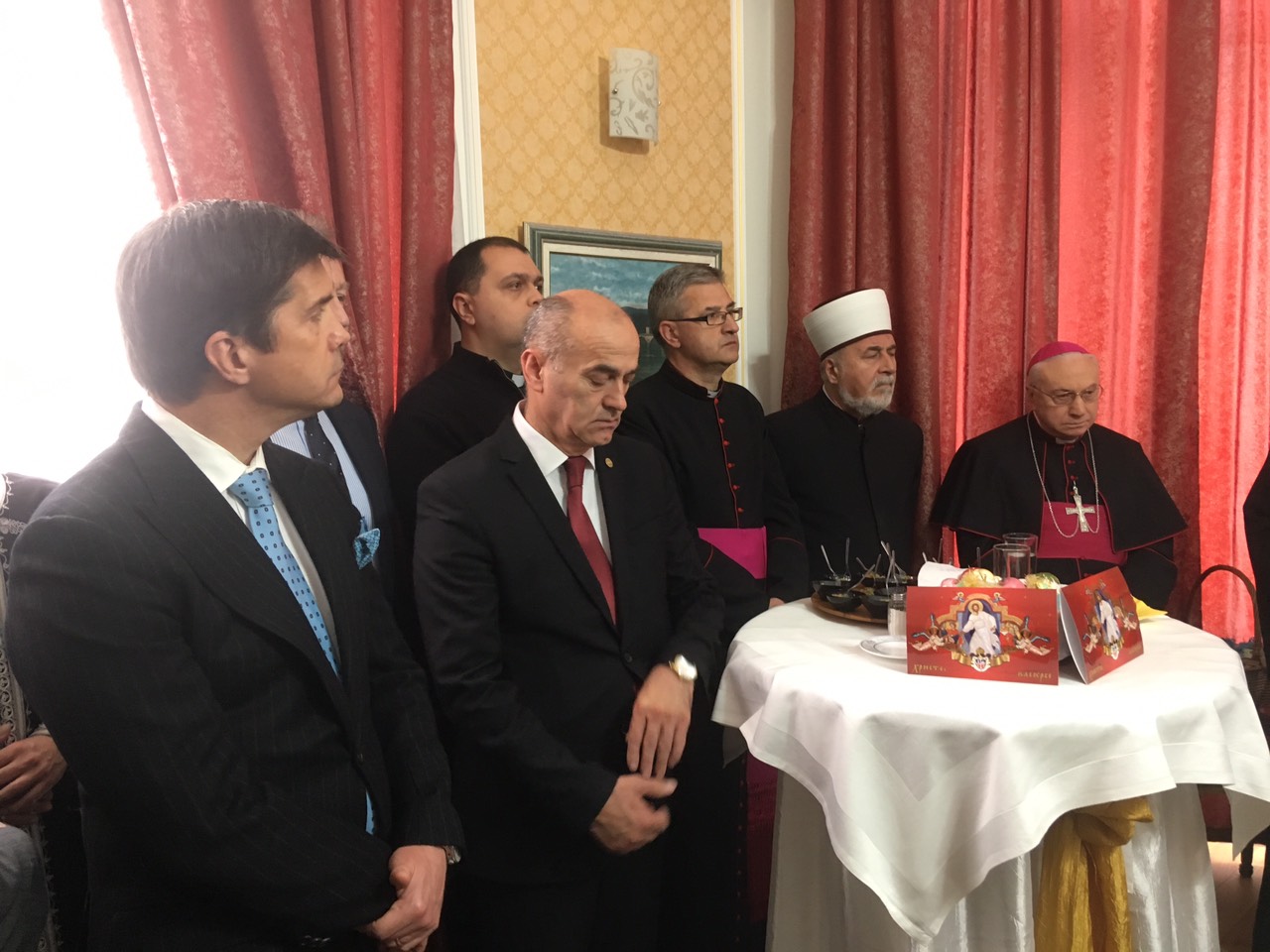 IMG-92c8fcfac81a6b47af153bc279441328-V