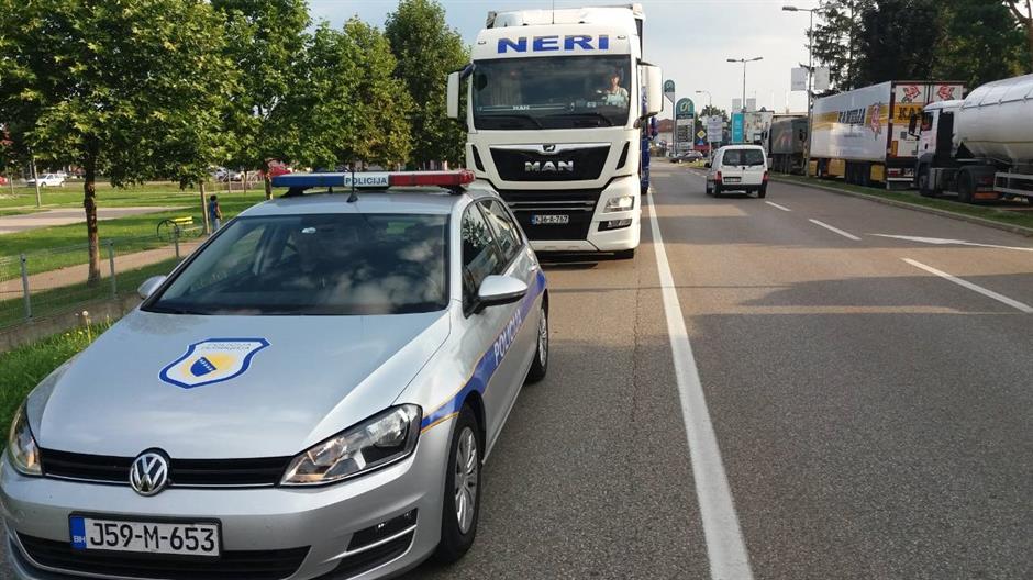 IMG-b9930d96c5277f6ec59b3800a9306a10-V