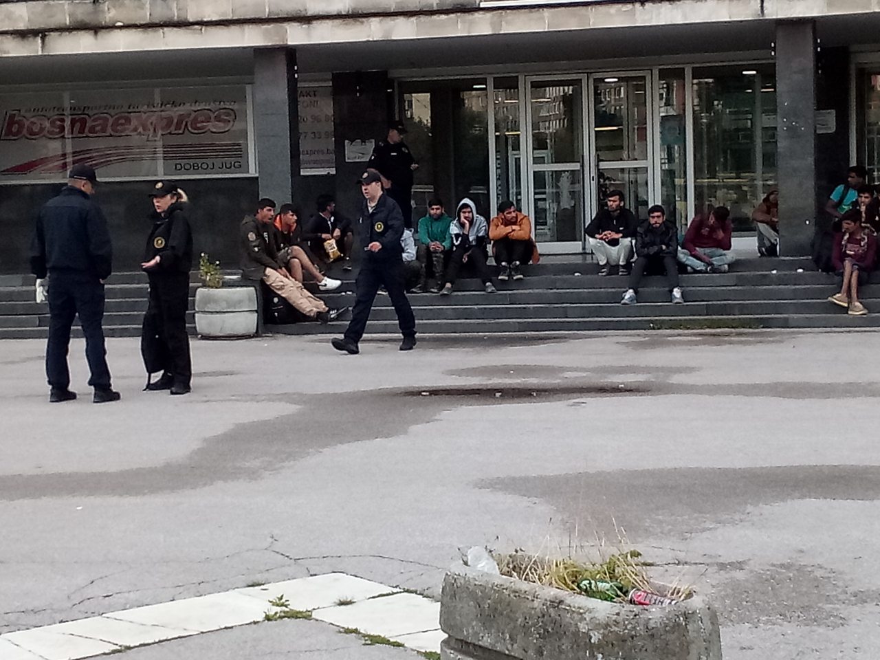 IMG-c61bdae87aabb38a56422eaa4f748aee-V