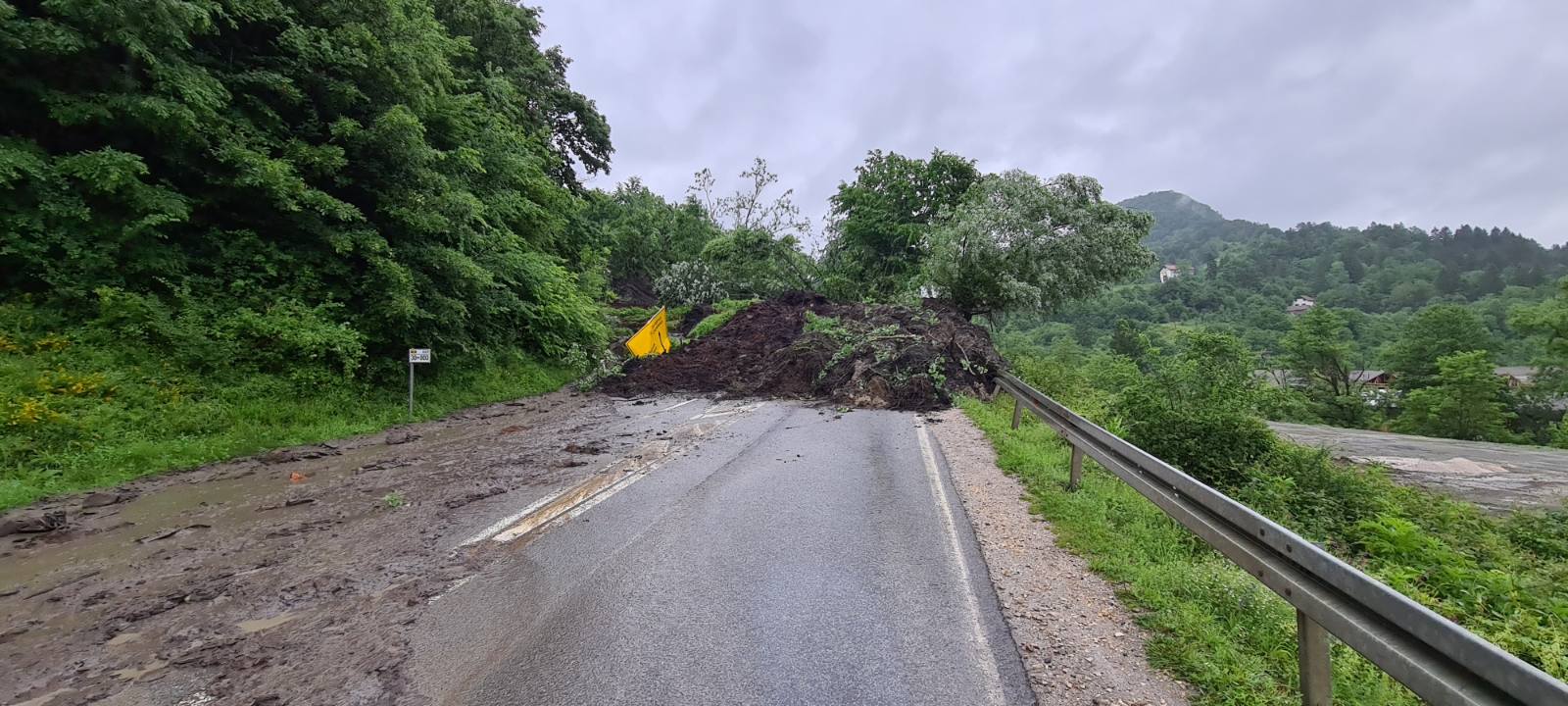 IMG-c98d42036858cb9a6f34856ecd10eed6-V