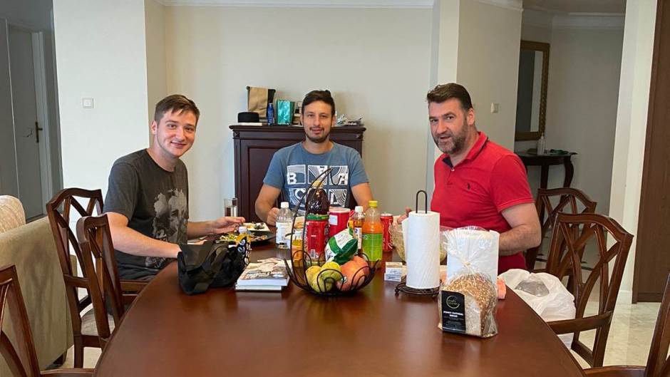 IMG-cd1a0f5446c6f96edcd7755c1513eff4-V