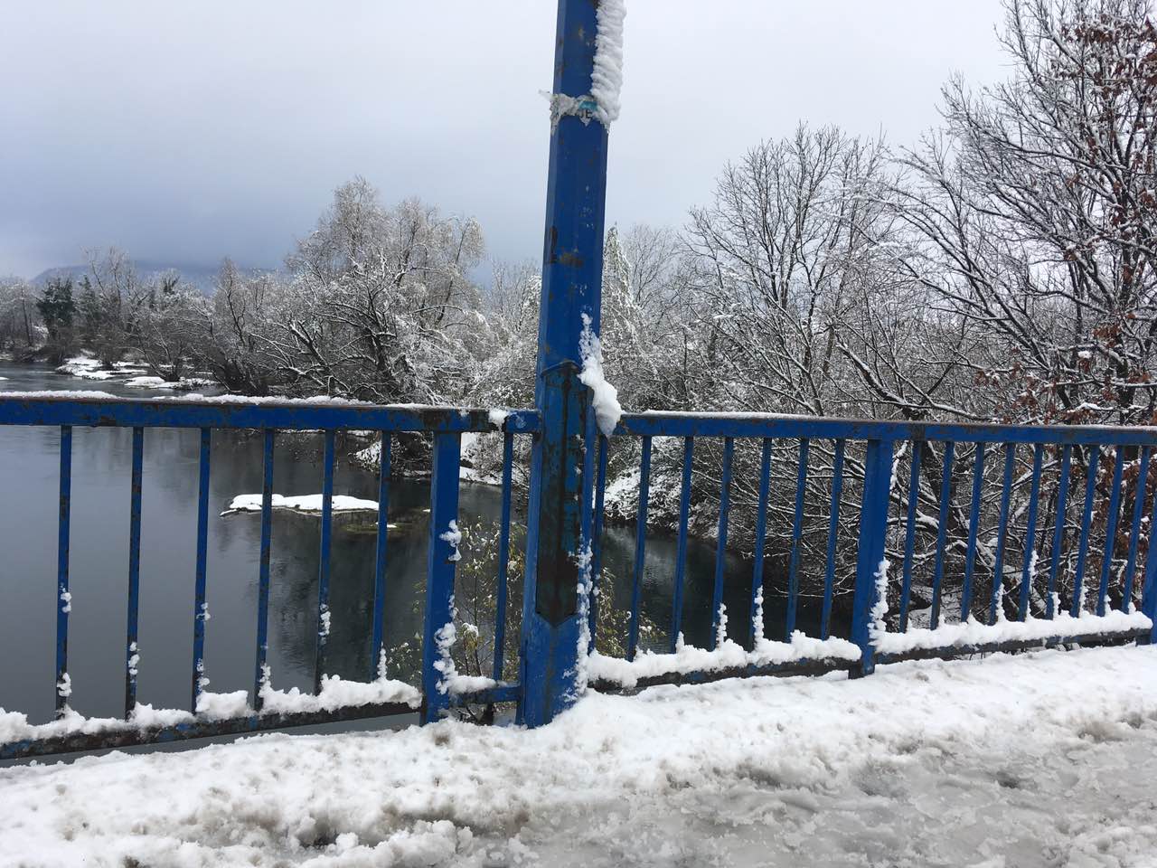 IMG-f5e59d5ea1b3c4b1fd1c6b60654c72f2-V