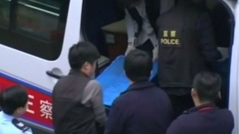 iz kombija ispale novcnice