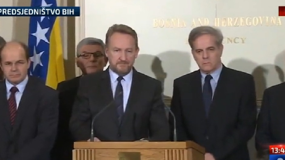 IZETBEGOVIĆ ĐONLAGIĆ