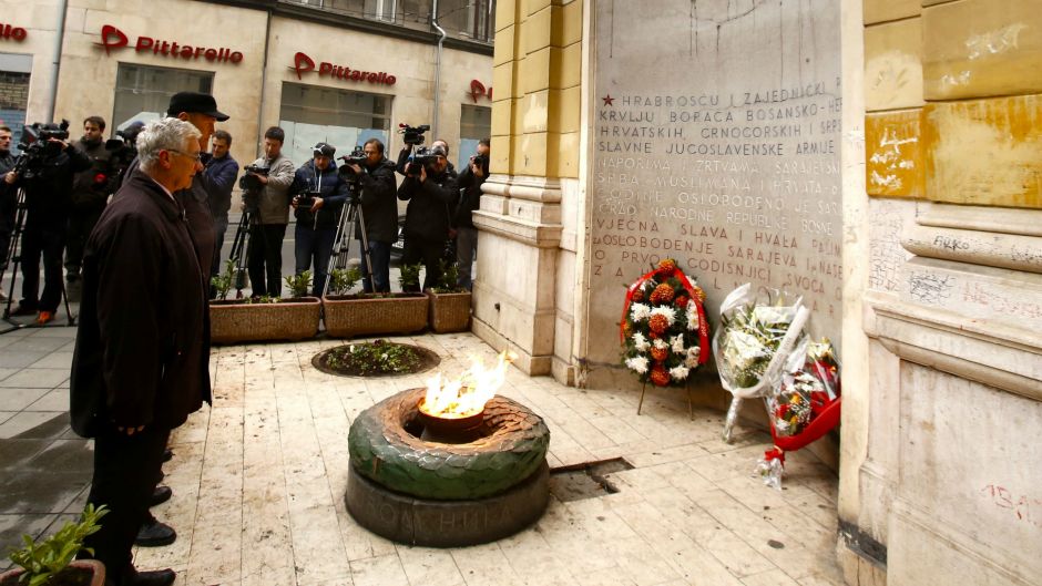 izetbegovic vjecna vatra3