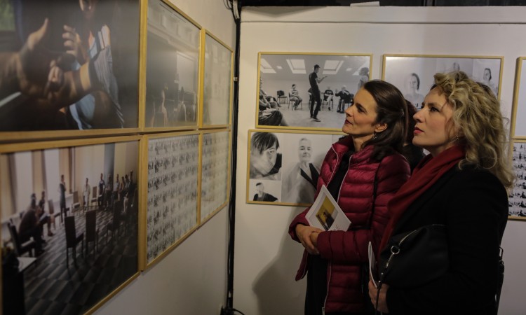 Izlozba_CovjekjeCovjek