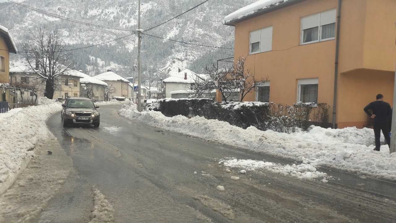 Jablanica cesta snijeg