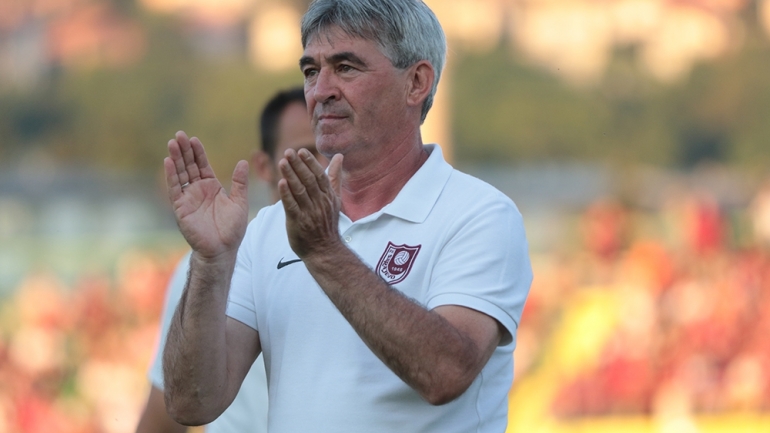 janjos-moramo-dici-glavu-gore-i-krenuti-naprijed