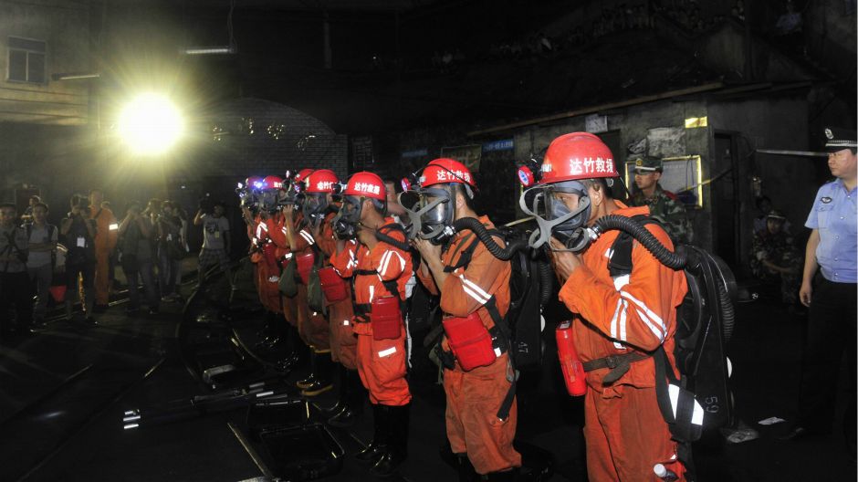 kina rudnik spasioci