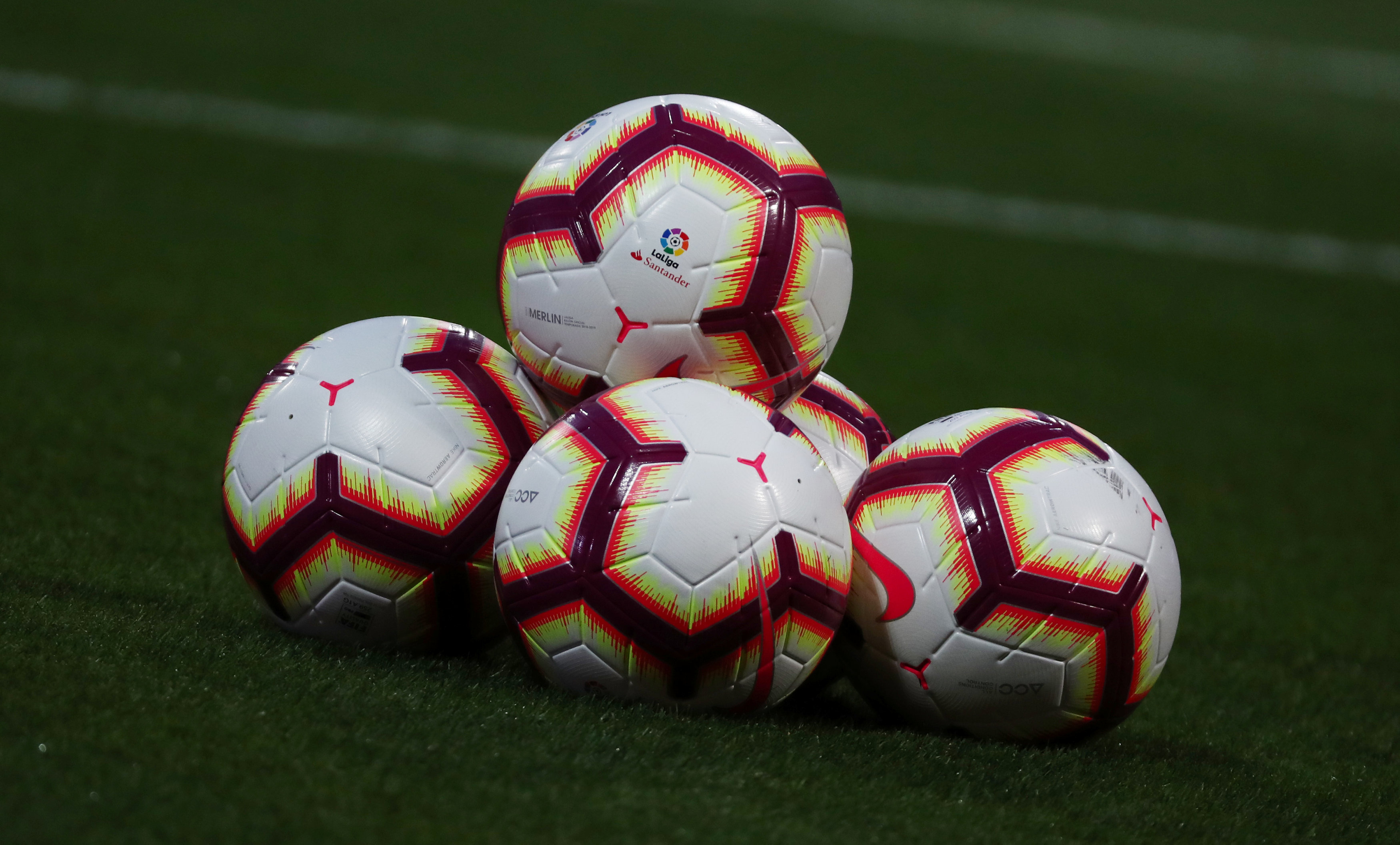 La liga, Primera, lopte