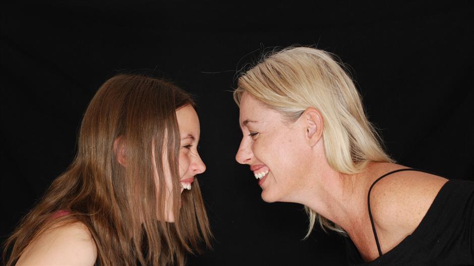 laughter-775062_1920