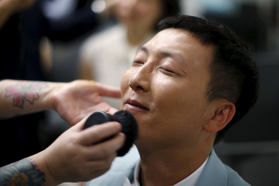 REUTERS/Lucy Nicholson