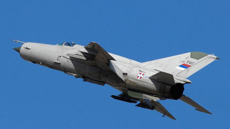 lovacki-avion-mig-21-316758.jpeg