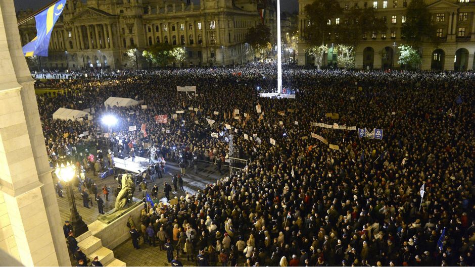Mađarska protesti