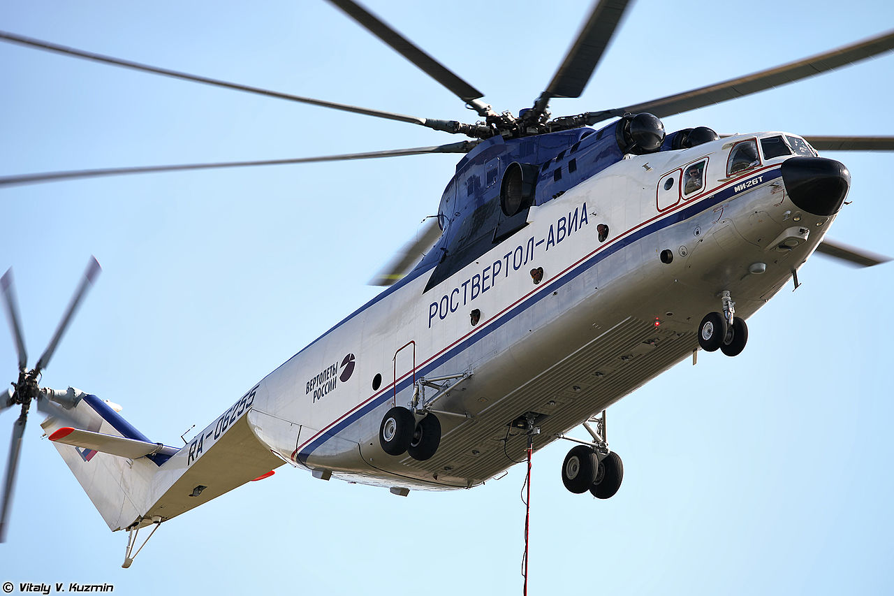 MAKS_Airshow_2013_(Ramenskoye_Airport,_Russia)_(522-23)