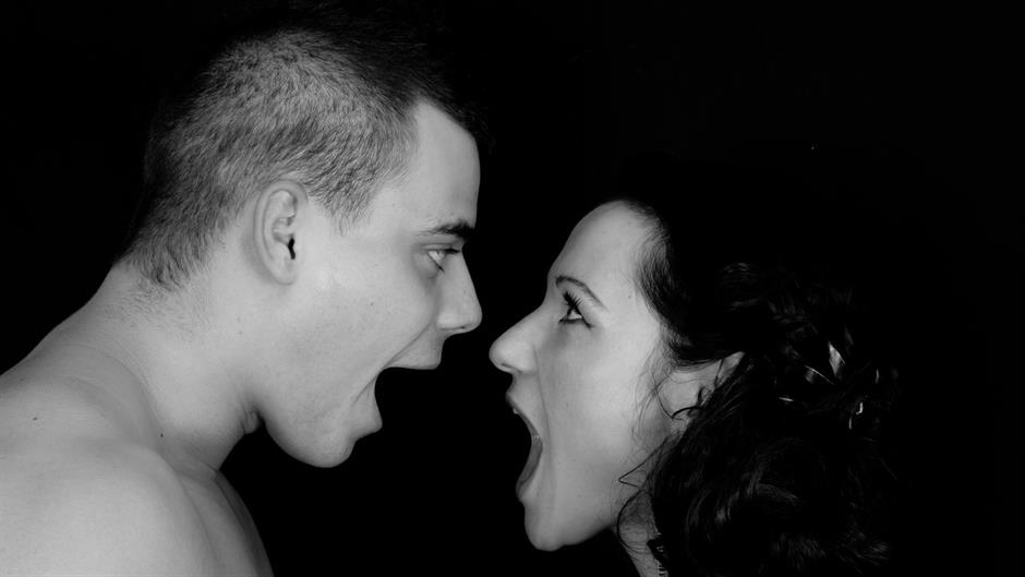 man-and-woman-1255336_1280