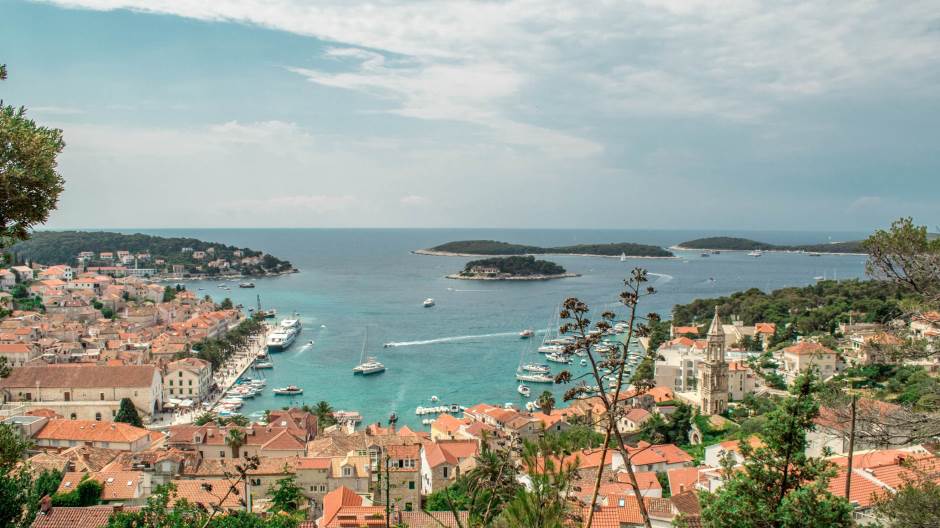 marcus-lofvenberg-451785-unsplash