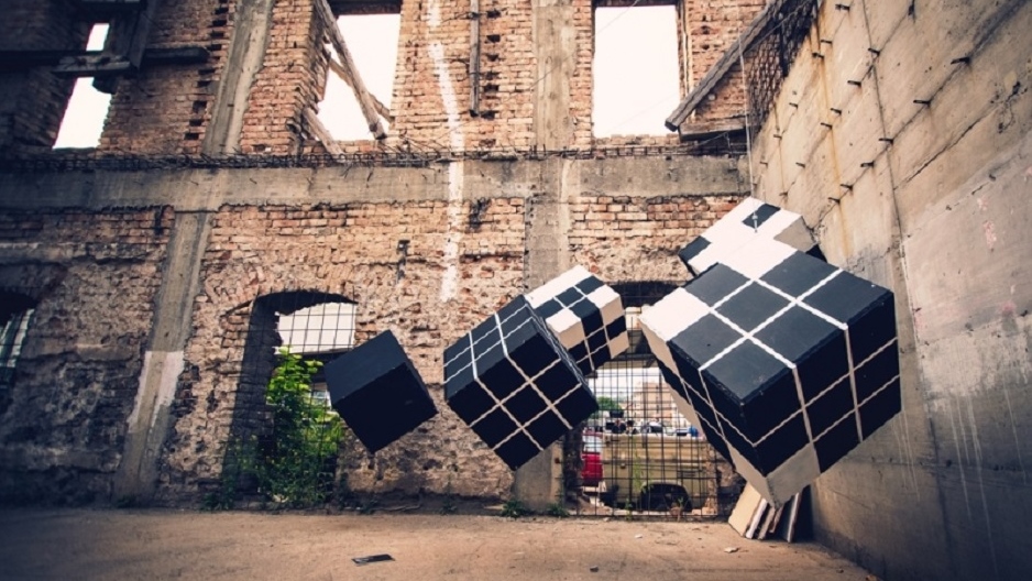 mikser_house_Black-Box-Marija-Piroski