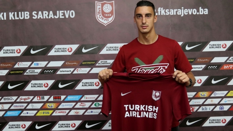 milos-stanojevic-potpisao-trogodisnji-ugovor-sa-fk-sarajevo (1)